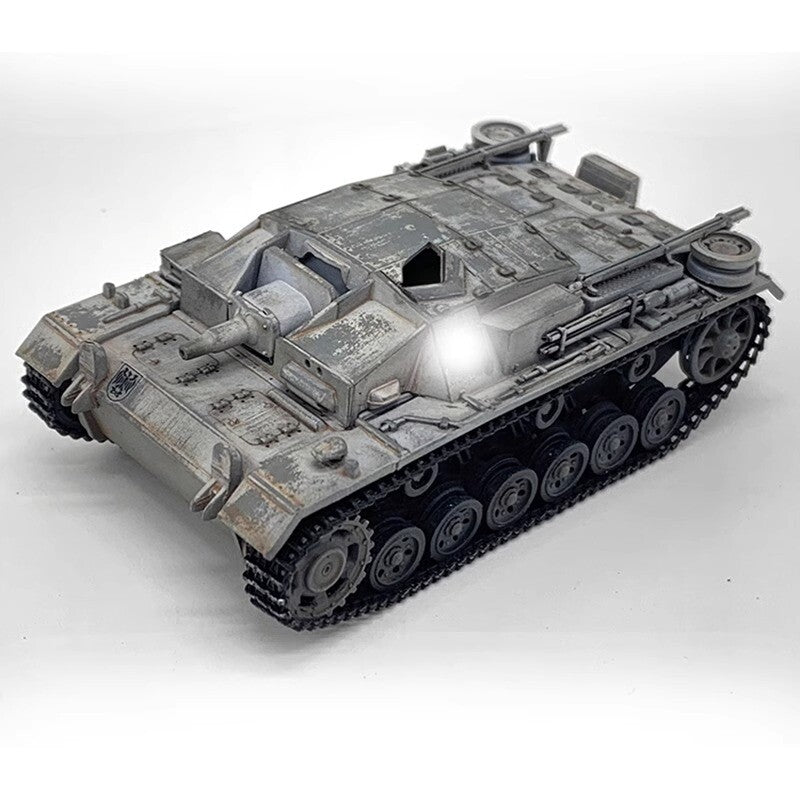 ARTISAN 1/72 III Assault Cannon World Of Tanks Snow Painted Ornament Model