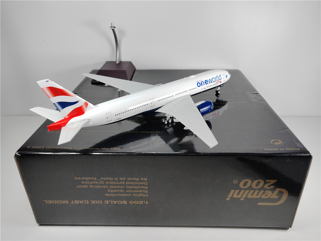 1:200 32CM Geminijets oneworld BOEING B777-200ER Airplane Diecast Aircraft Model