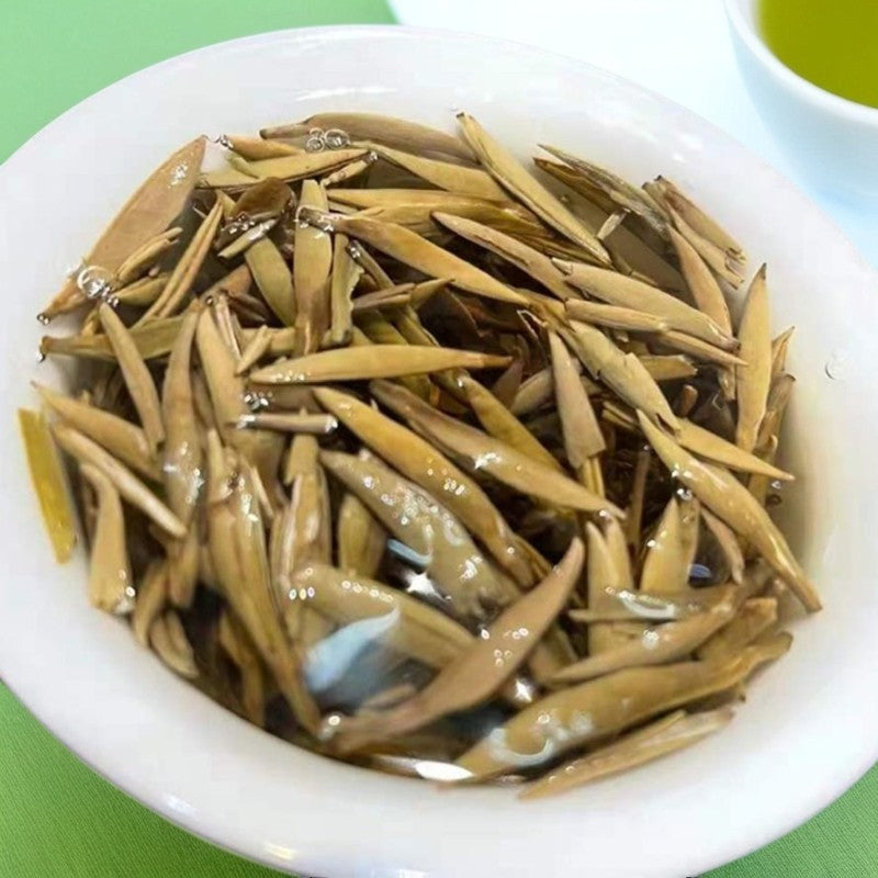 2021 Year 300g Supreme Silver Needle White Tea Cake Fuding Bai Hao Yin Zhen Tips