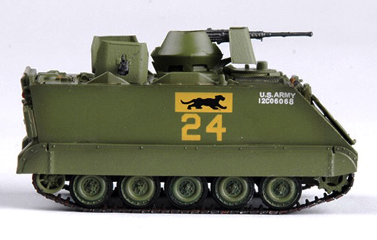 M113 armored personnel carrier 8th Infantry tank 1/72 non diecast Easy model