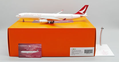 1:200 JC Wings Cathay Dragon AIRBUS A330-300 Airplane Diecast Aircraft Model
