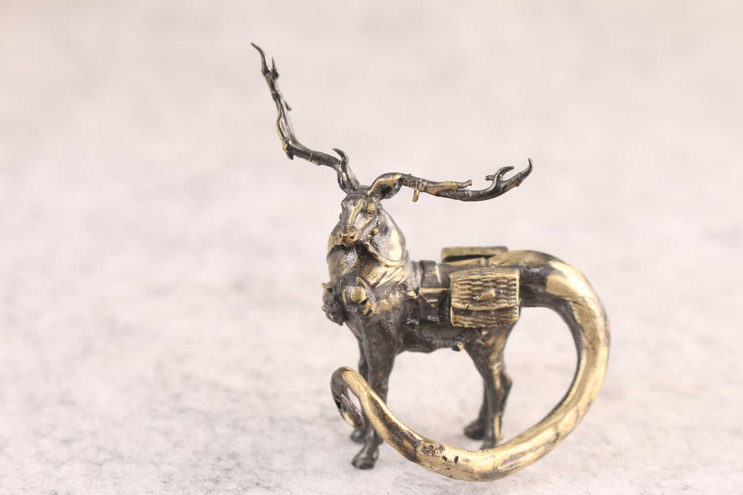 Rare collection bronze art dragon horse Figure statue netsuke table decor