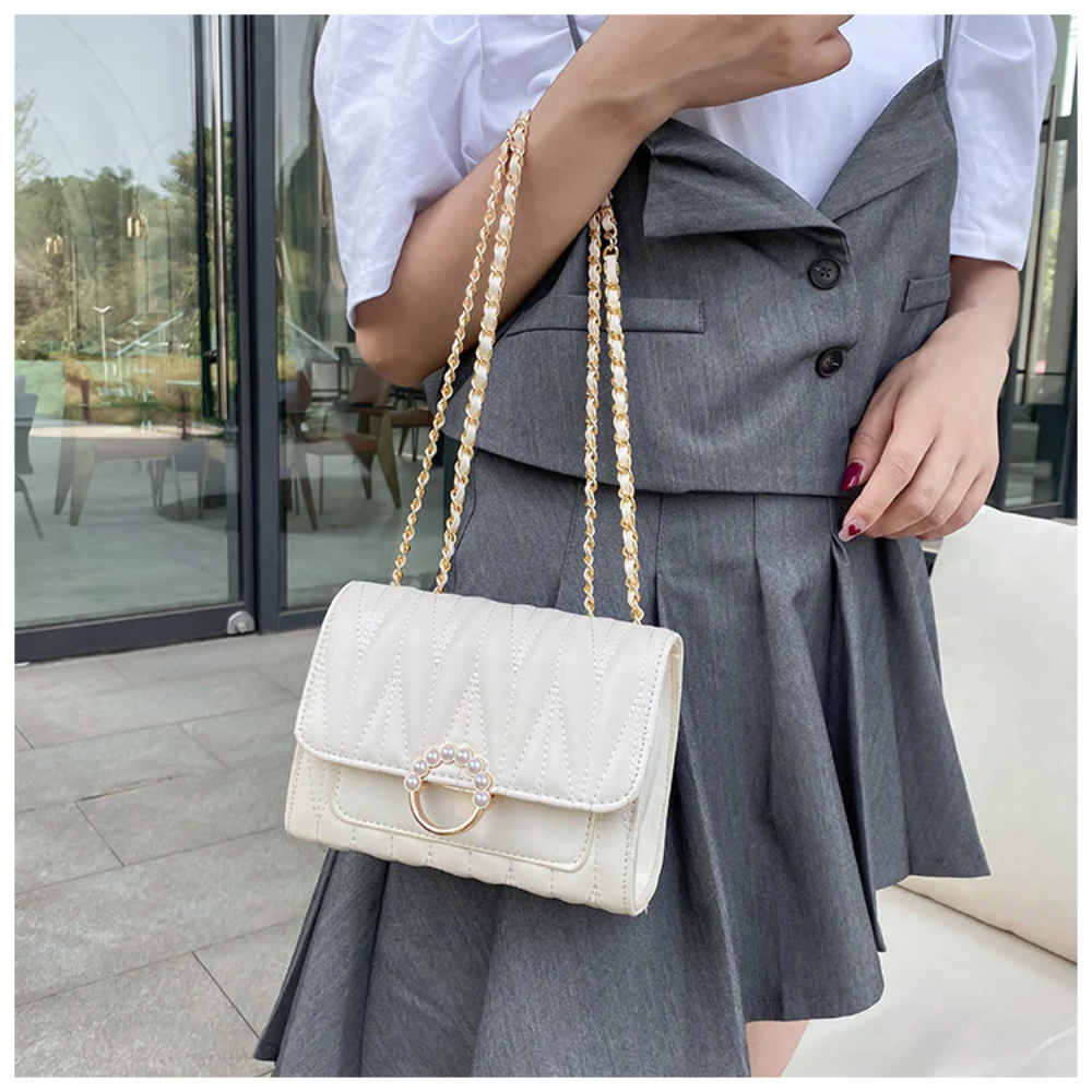 Trendy Fashion Messenger Bag One-shoulder And Armpit Portable