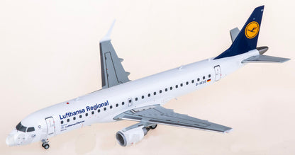 1:200 JC Wings Lufthansa Embraer ERJ-190LR Passenger Diecast Airplane Model