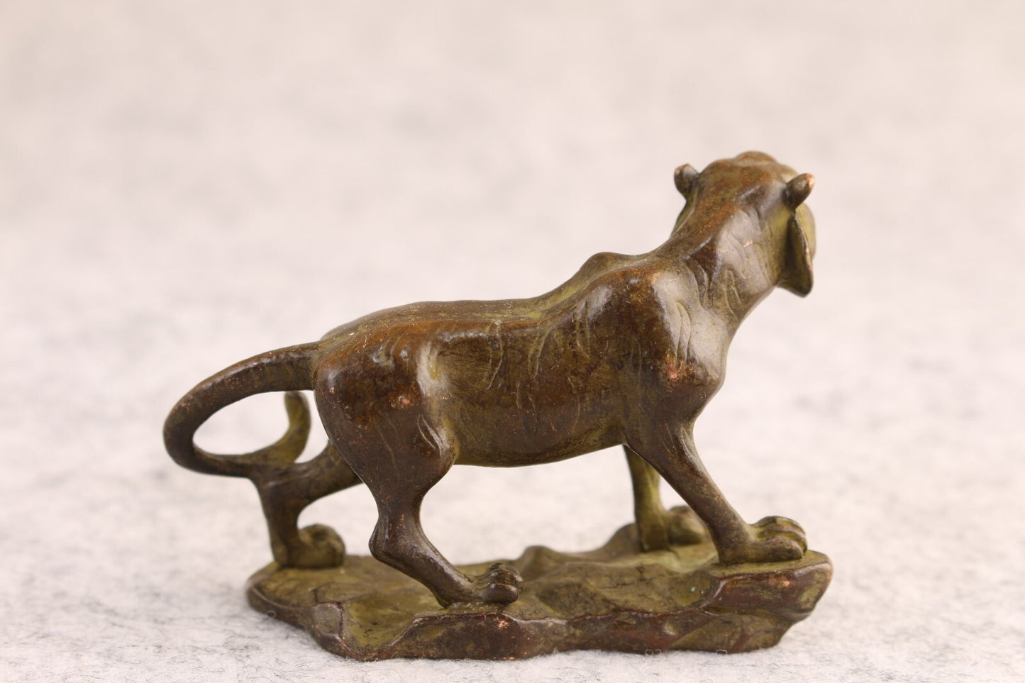 Rare bronze fengshui tiger statue netsuke collectable tea pet figure decor