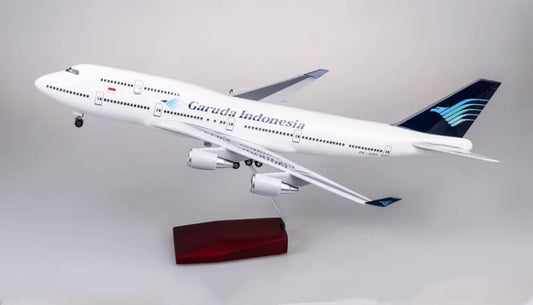 47CM 1:150 Garuda Indonesia BOEING 747-400 Airplane Landing Gears Resin Model