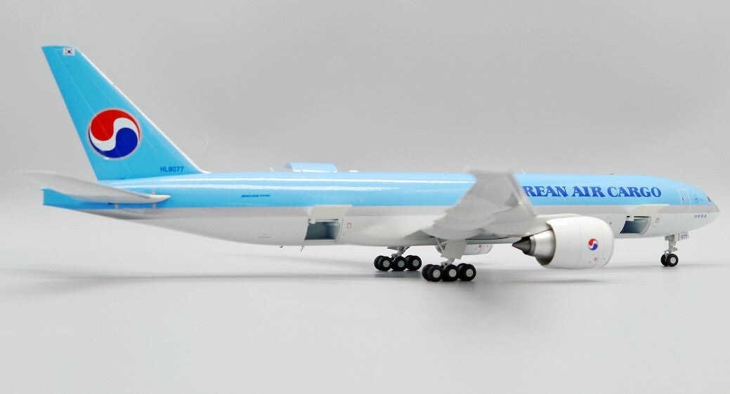1:200 JC Wings Korean Air Cargo B777F Passenger Airplane Diecast Aircraft Model