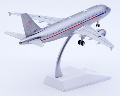 1:200 JC Wings CZECH AIR FORCE AIRBUS A319CJ Passenger Airplane Diecast Model