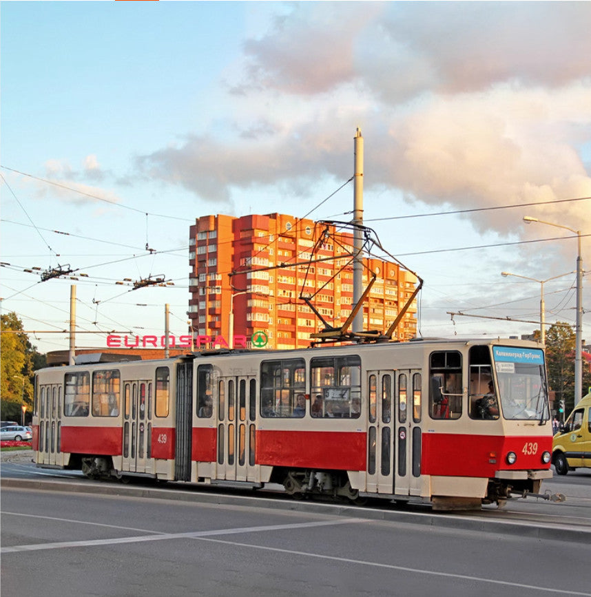 1:43 SSM Czech TATRA-KT4 TATRA ARTICUL ATED TRAMS Passenger Car Diecast Model
