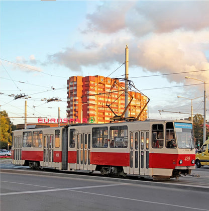 1:43 SSM Czech TATRA-KT4 TATRA ARTICUL ATED TRAMS Passenger Car Diecast Model