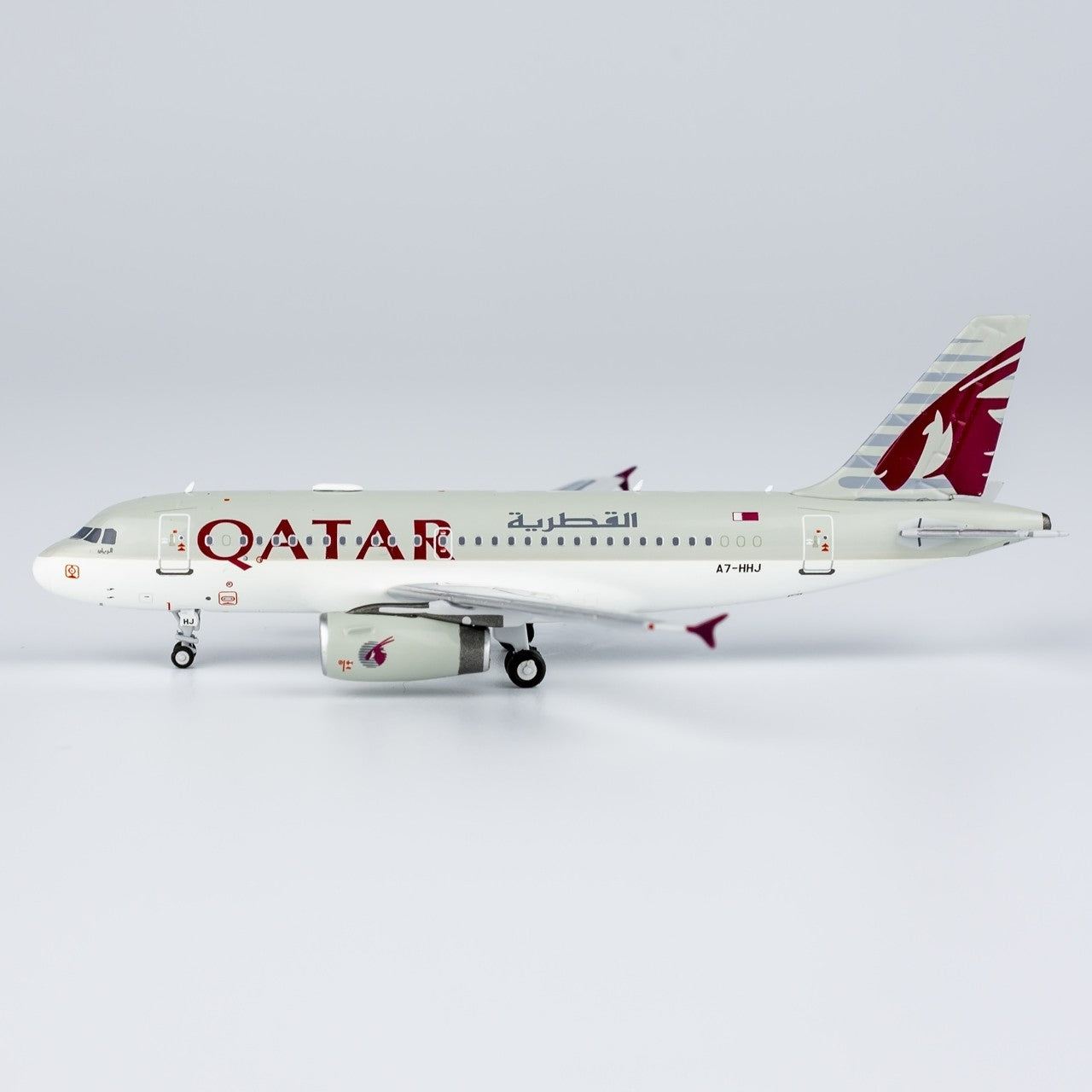 1:400 NGmodels Qatar Amiri Flight ACJ Airbus319 Passenger Diecast Plane Model
