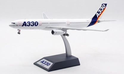 1:200 32CM InFlight AIRBUS A330-300 Passenger Airplane Diecast Aircraft Model