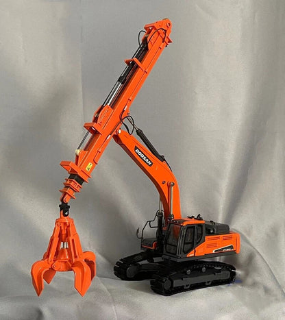 1:50 DOOSAN DX380LC -9C Telescopic Boom Excavator Contruct Machine Diecast Model