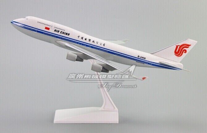 1:200 35CM AIR CHINA BOEING 747-400 Passenger Airplane ABS Plastic Plane Model