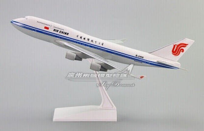 1:200 35CM AIR CHINA BOEING 747-400 Passenger Airplane ABS Plastic Plane Model