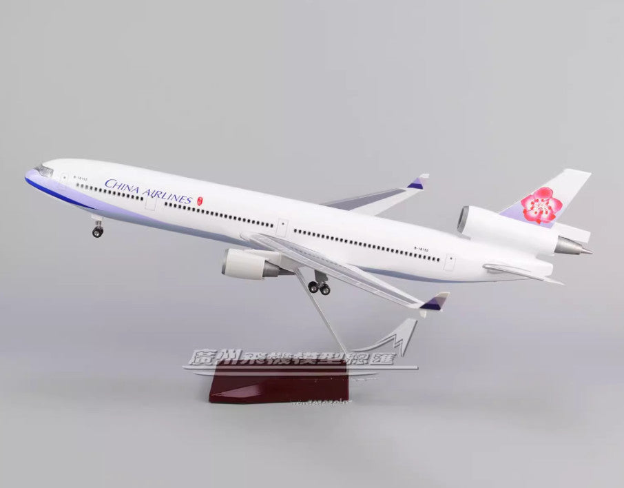 47CM 1:130 CHINA AIRLINES McDonnell Douglas MD-11 Plane Landing Gear Resin Model