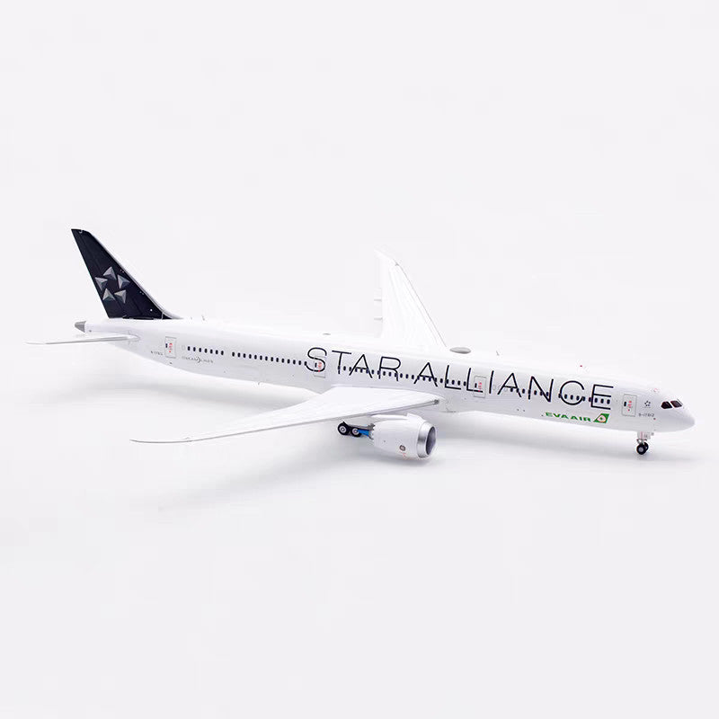 1:200 SQ Wings EVA Air Boeing 787-10 B-17812 Passenger Airplane Diecast Model