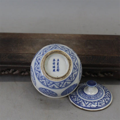 3.3" Collection Chinese Blue-and-white Porcelain Tea-leaf Lid Pot
