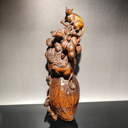 8" Chinese Wood Carving Mouse Peanut Appealing Sculpture Lovely Woodwork Decor