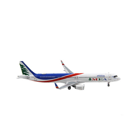 PandaModel MIDDIE EAST AIRLINES MEA A321 neo T7-ME3 1/400 diecast plane model