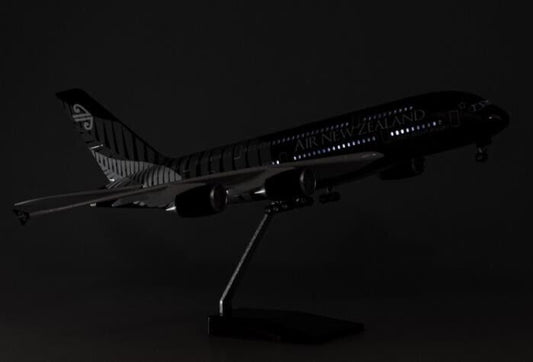 46CM AIR NEW ZEALAND AIRBUS A380 Airplane Led Sound-controlled Light Resin Model