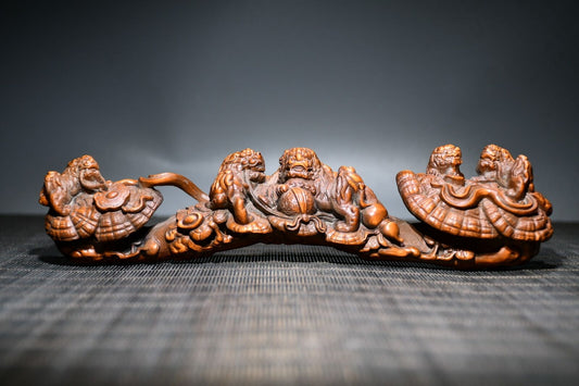Chinese Vintage Boxwood Carving Lion Statue Collection Sculpture Nice Artwork