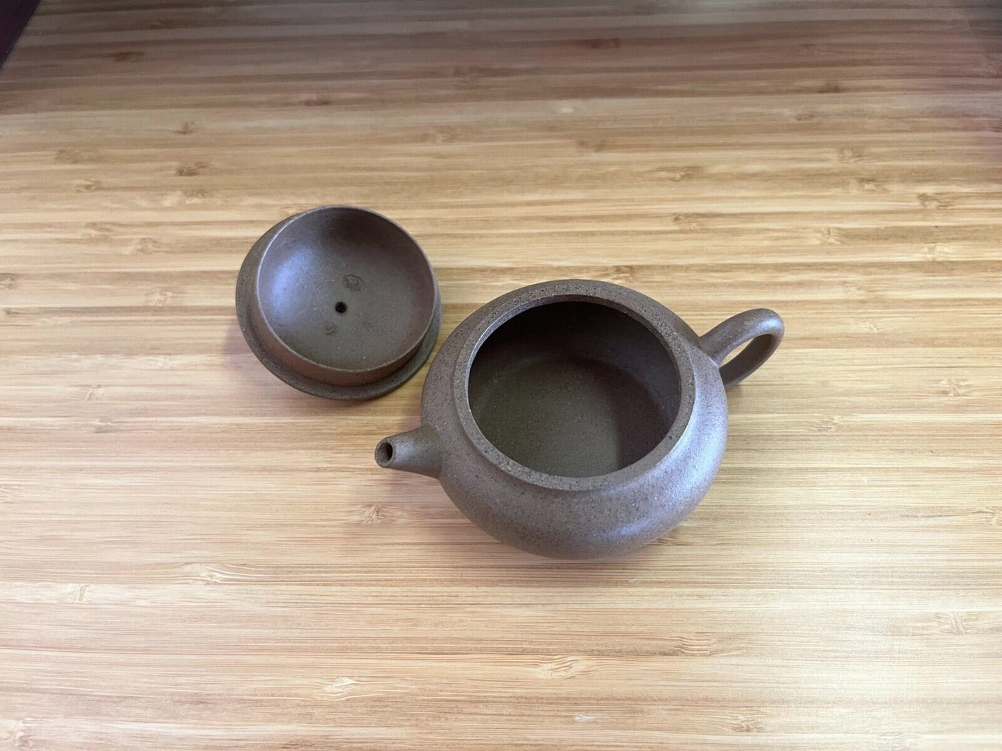 Duanni Yixing Clay Teapot - Ping'an Ruyi (~100ml)