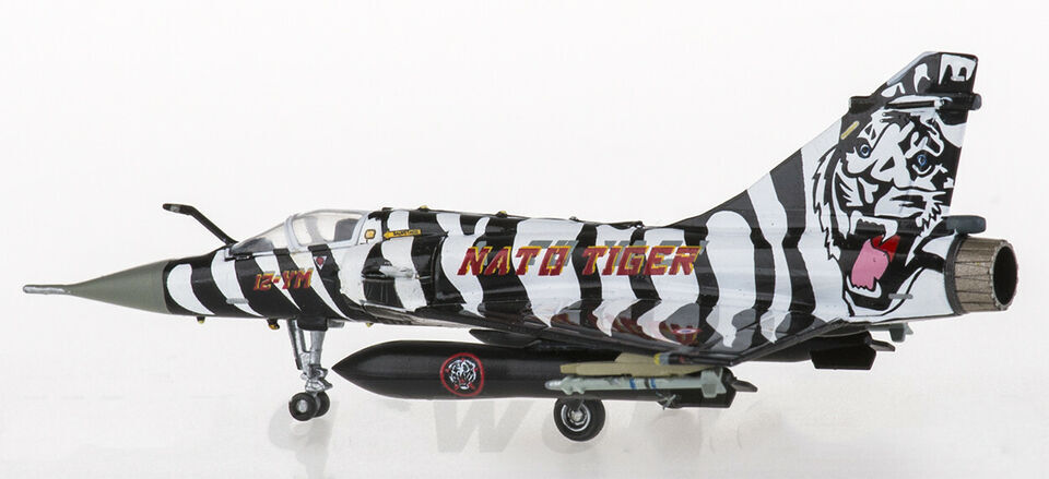 1:200 Hogan French Air Force Dassault Mirage 2000C Fighter Diecast Plane Model