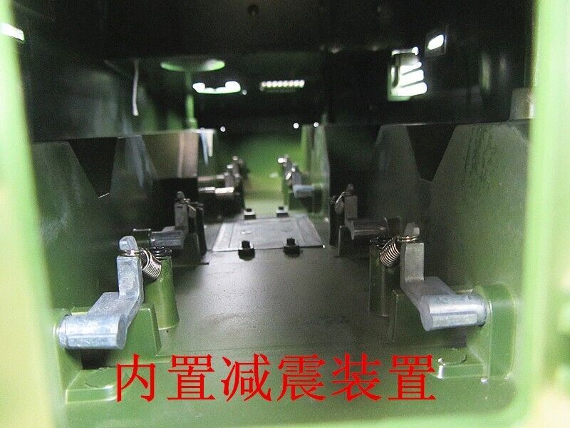 1:22 38CM China 8x8 Infantry Fighting Vehicle Army Command Armor Diecast Model