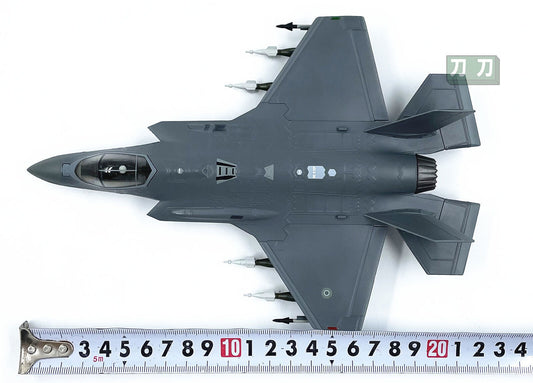 1:72 U.S. F35A Stealth Fifth Generation Fighter Alloy Stealth Aircraft Model
