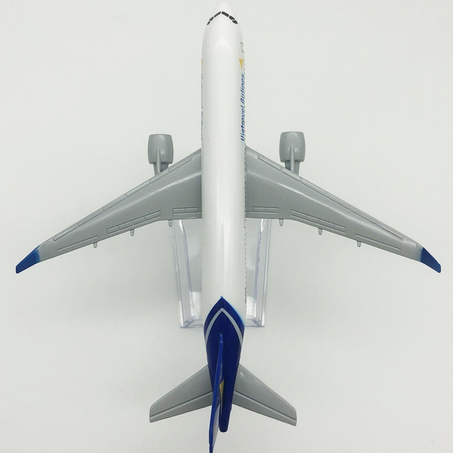 1:400 16cm Vietnam A321 Plane Model Aircraft Diecast Airlines Metal Ornaments