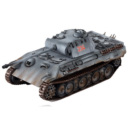 1/72 German Panther Tank Model Painting in Winter