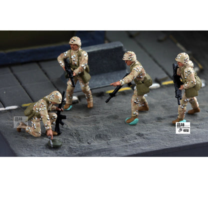 1/72 US Marine Corps 1st Division 4pcs Person Mine Clearance Team Finished Model