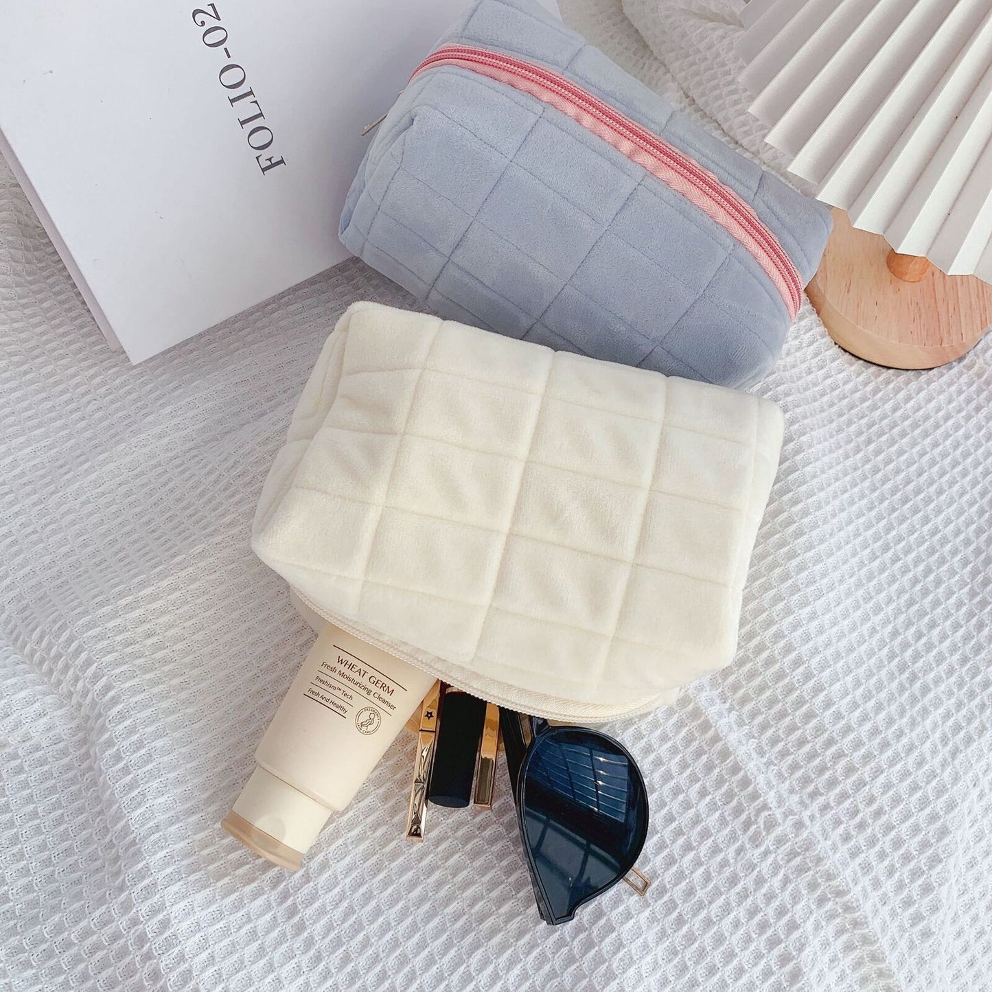 Cute Plush Makeup Bag Travel Small Cosmetic Case Zipper Toiletry Pouch Storage