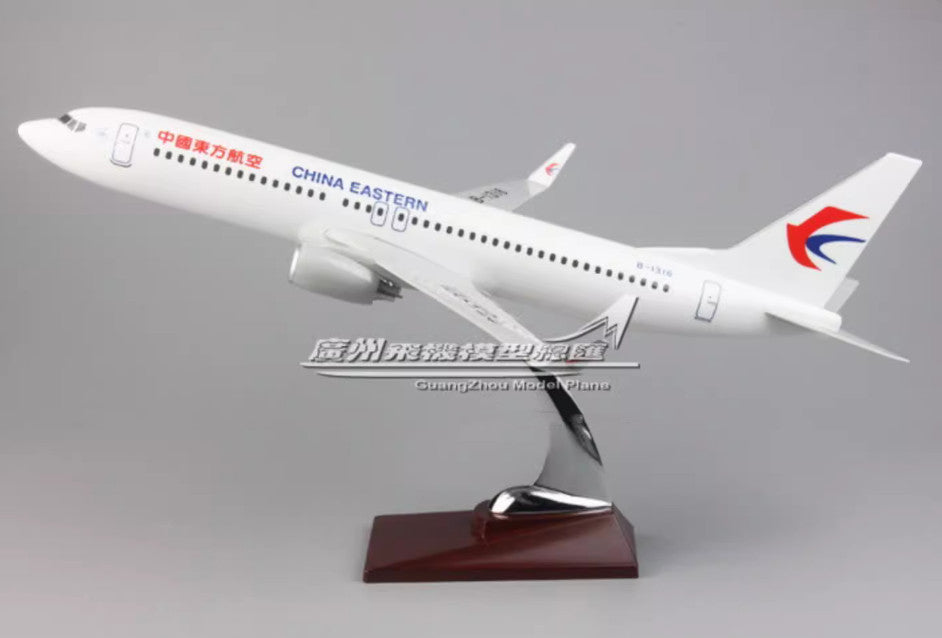 40CM CHINA EASTERN BOEING 737-800 B-1316 Passenger Airplane Resin Plane Model
