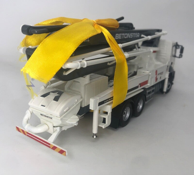 1:50 BETONSTAR H40-5RZ CONCRETE PUMP Construct Equipment Machine Diecast Model