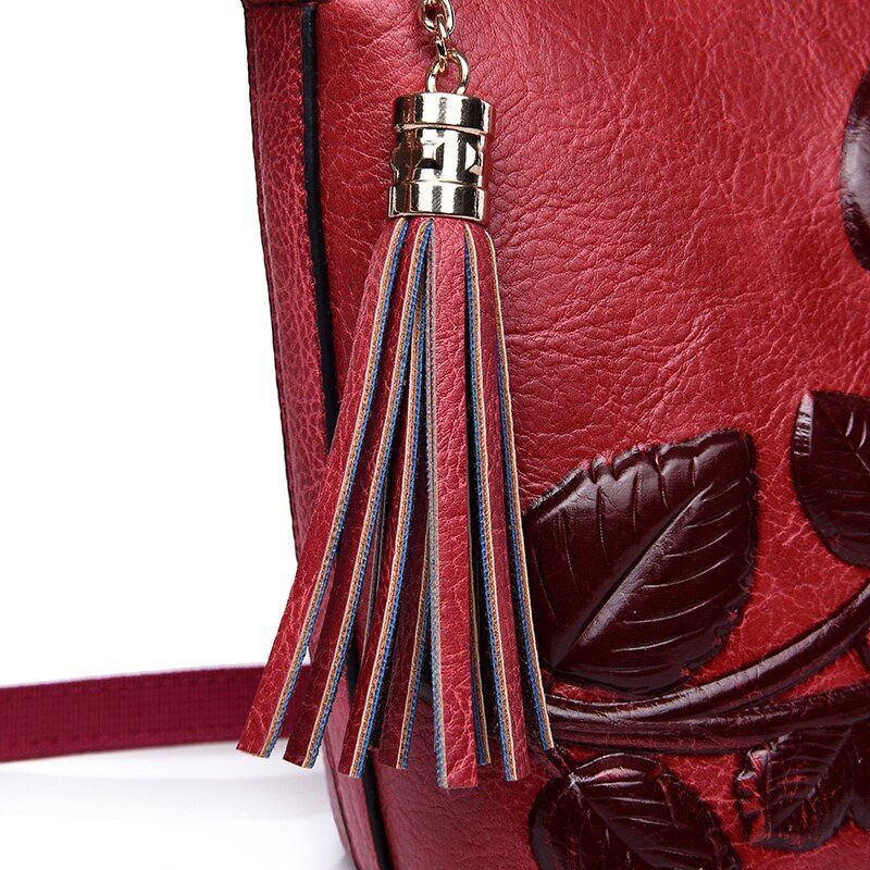 Messenger Leather Shoulder Bag Crossbody Vintage Purse Embossed Tassel Shell Bag