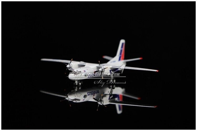 1:400 GeminiJets Cubana Antonov An-26 Plane Airplane Diecast Aircraft Model