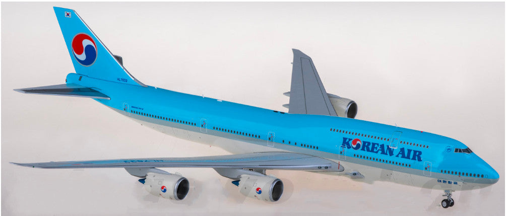 38CM 1:200 SQ Wings Korean Air Boeing 747-8 Passenger Airplane Diecast Model