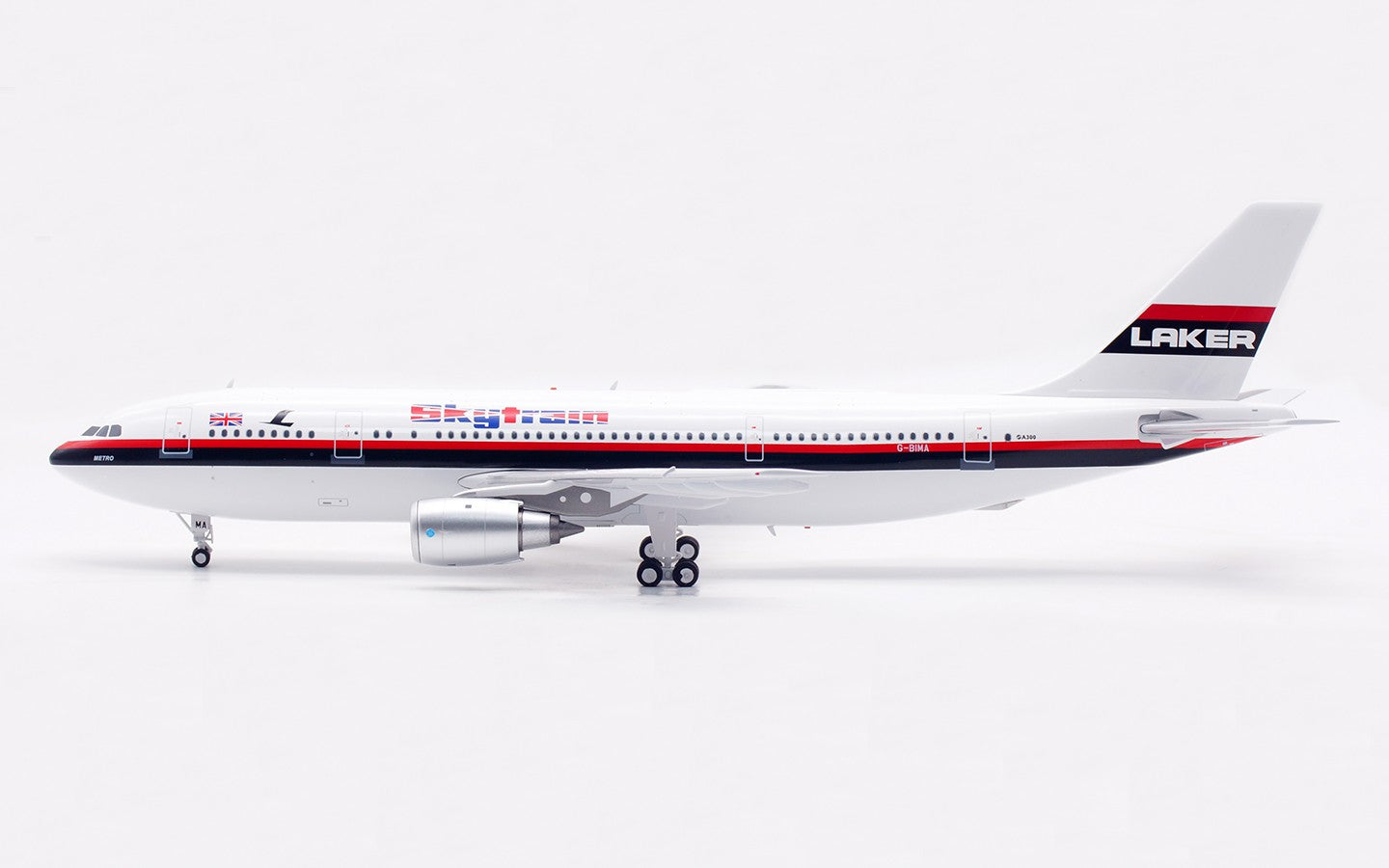 1:200 InFlight LRKER A300B4 ZS-SZC Passenger Airplane Diecast Aircraft Model