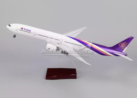1:157 47CM THAI BOEING 777-300ER Airplane Landing Gear Resin Aircraft Model