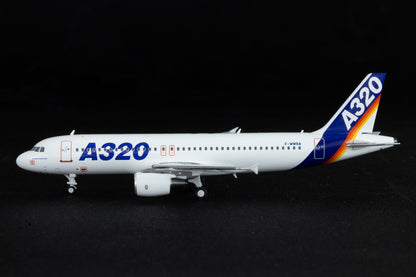 1:400 Kylin China Airlines Airbus A320 F-WWBA Passenger Airplane Diecast Model