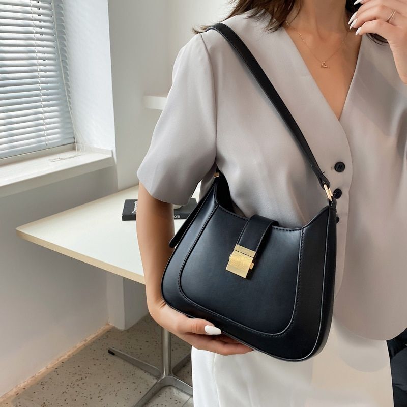Handbags Synthetic Leather Shoulder Crossbody Bags Half Moon Shape 25*21*6 CM