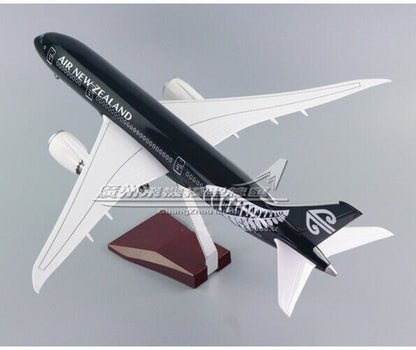 44CM 1:130 AIR NEW ZEALAND BOEING 787 Passenger Plane Landing  Gear Resin Model
