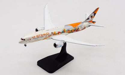 JC Wings Etihad Airways FROM ABU DHABI B787-9 A6-BLH Flaps Down 1:400 model