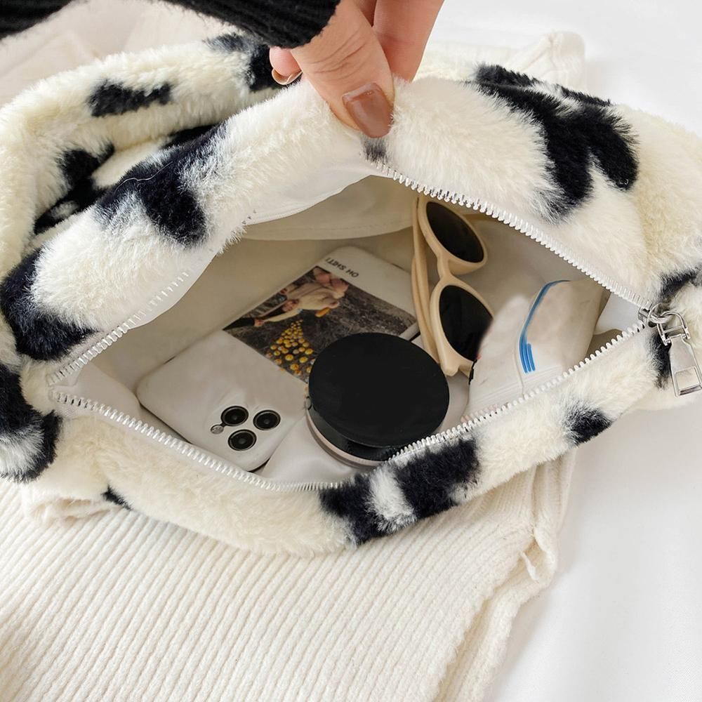 Flower Pattern Shoulder Bag Elegant Underarm Bag Faux Fur Handbag 30*20*5 CM 1PC
