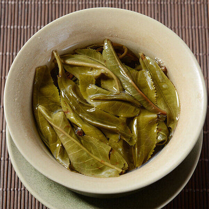High Quality Yunnan Pu'er Raw Tea Banzhang 100g Tea Cake