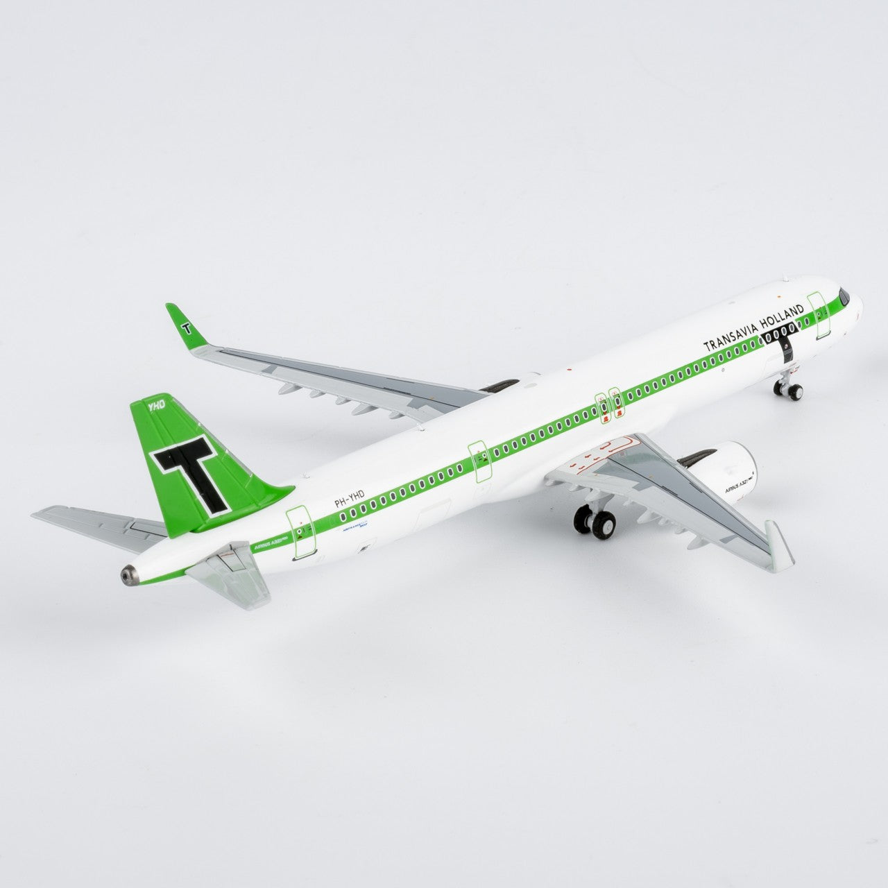 1:400 NGmodels Transavia Airbus A321neo Passenger Airplane Diecast Plane Model