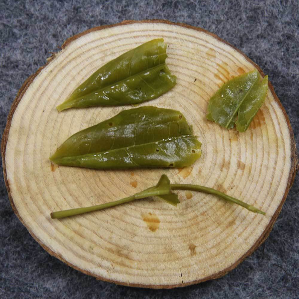 Chinese Green Tea Dragon Well New Spring Organic Tea Longjing
