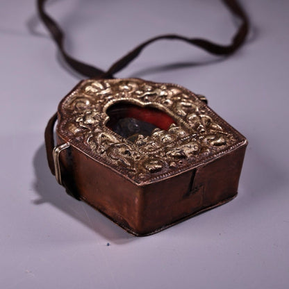 Tibetan Old Pure Copper Handmade Gau Box Antique Tibetan Buddhist Collectible